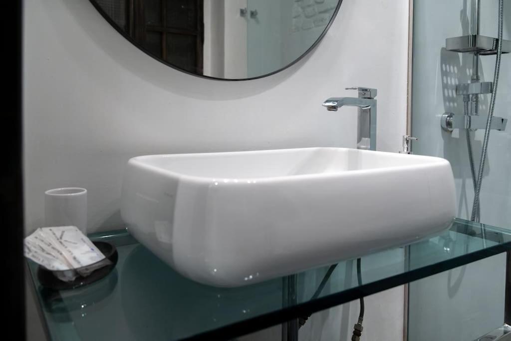 Diamante Nel Porto Apartment เจนัว ภายนอก รูปภาพ