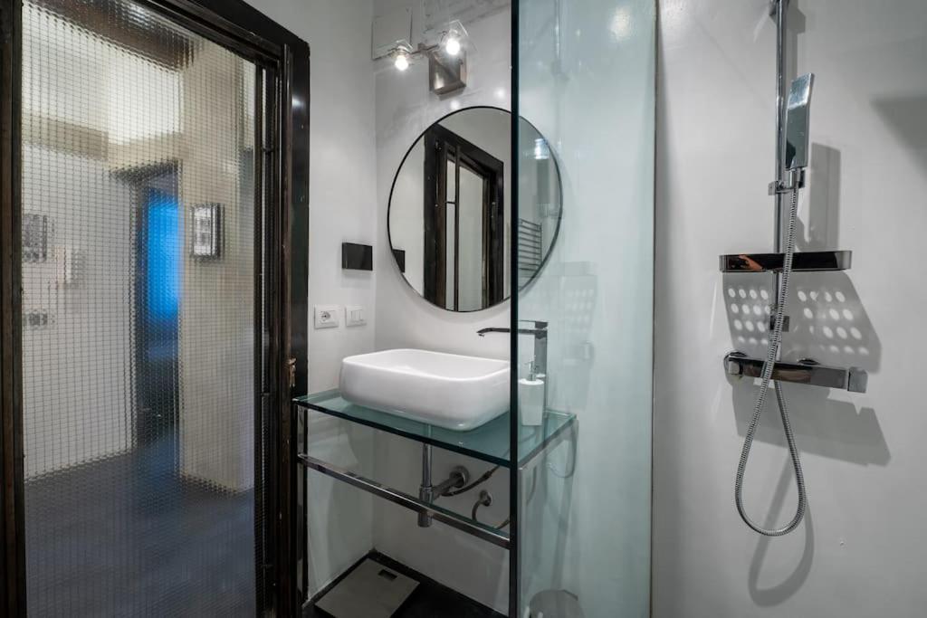 Diamante Nel Porto Apartment เจนัว ภายนอก รูปภาพ
